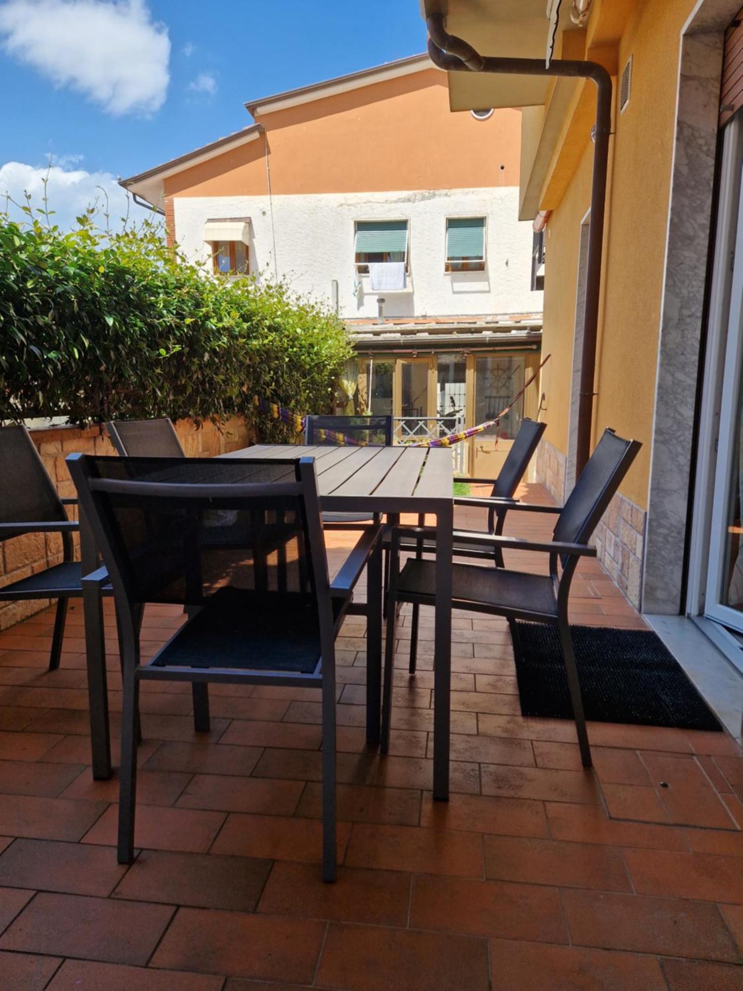 Between Pisa&5 Terre Marina Di Carrara Exterior foto