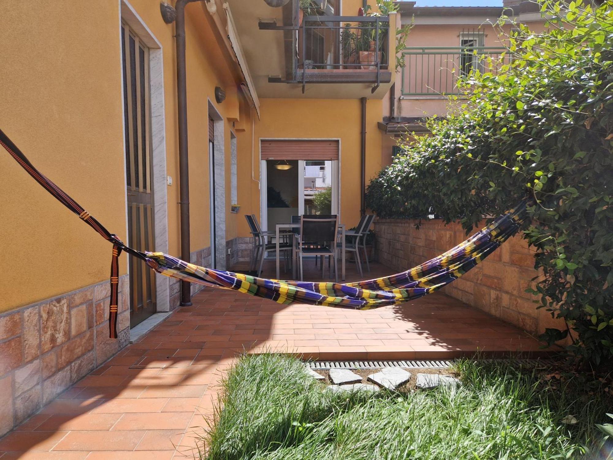 Between Pisa&5 Terre Marina Di Carrara Exterior foto